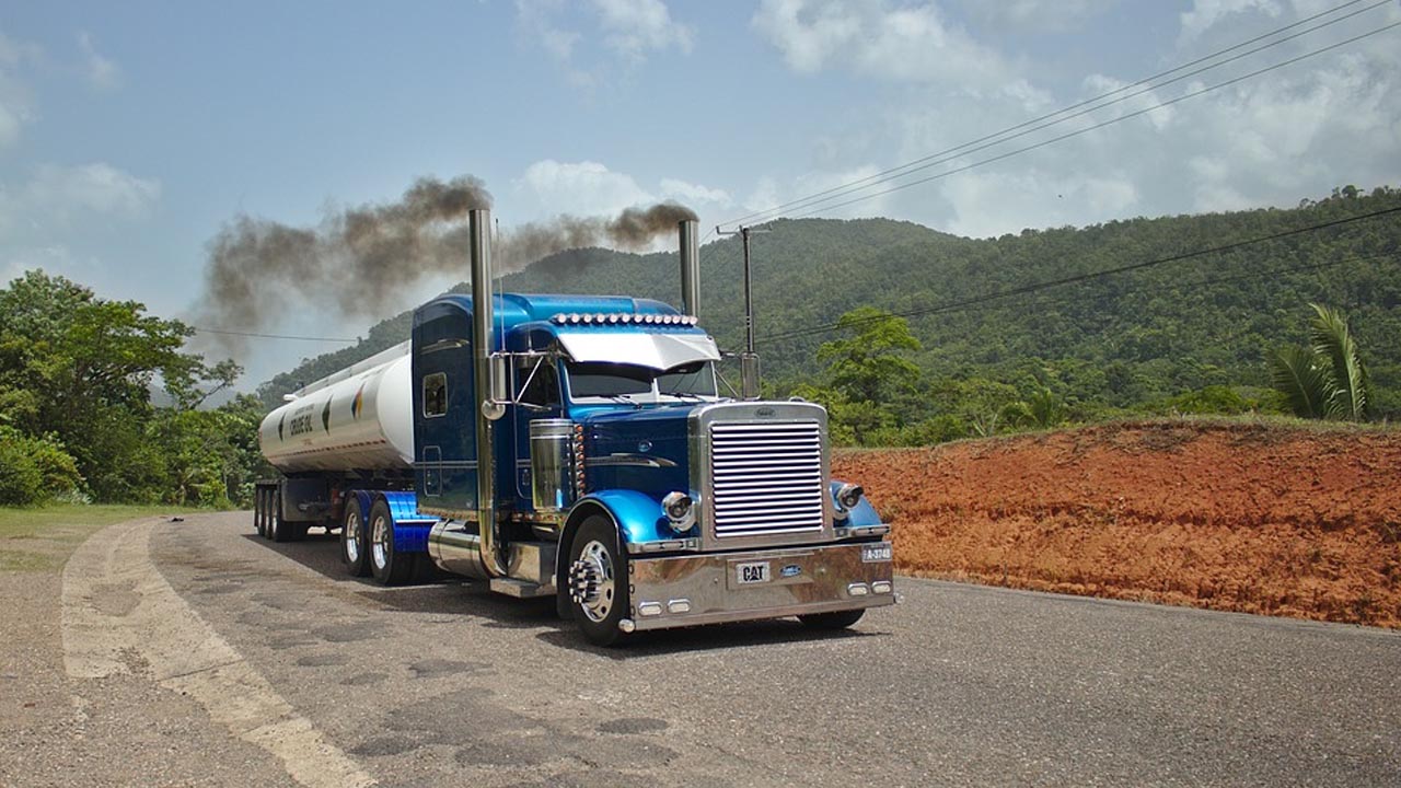 contratar un servicio de transporte de carga